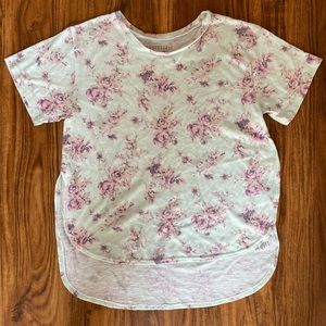 Aeropostale floral short sleeve shirt (small)